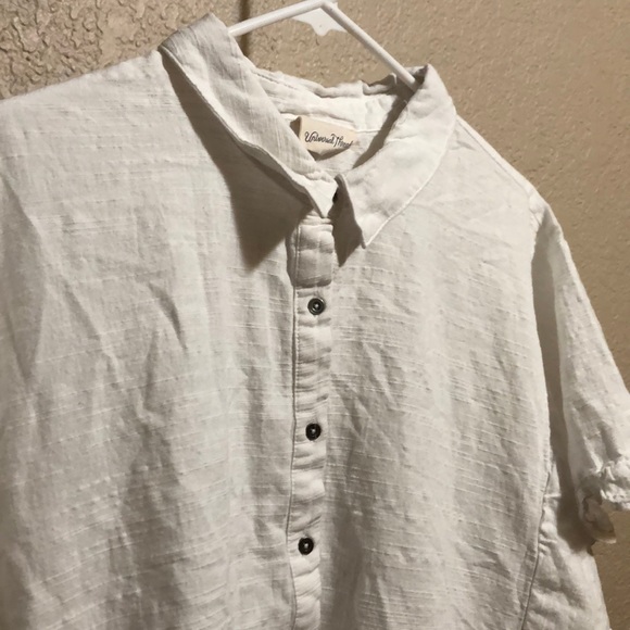 button up shirt - Picture 2 of 3